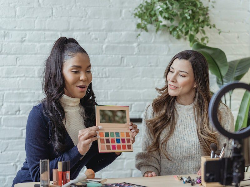 Los influencers pueden contar su propia experiencia con los productos.